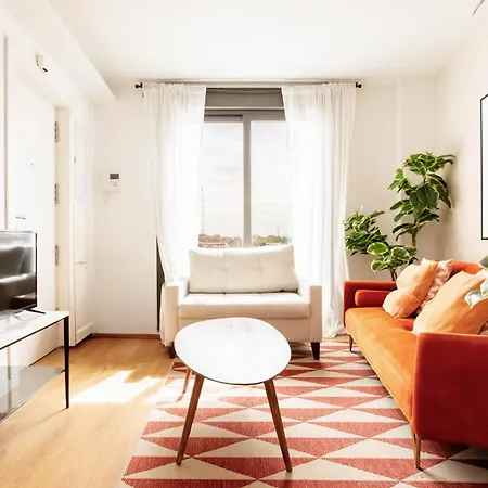 Rubik En Madrid Appartement Buitenkant foto